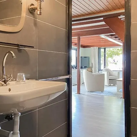 Woonboot De Karekiet