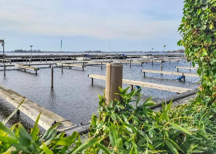 Woonboot De Karekiet