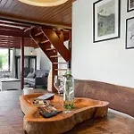 Woonboot De Karekiet *